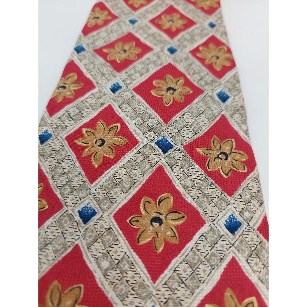 Robert Talbott Studio Summer's Men's Tie Artwork Floral Gold Flower Framed